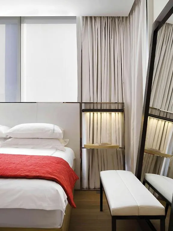 The Jervois Hotel Hong Kong 5*,